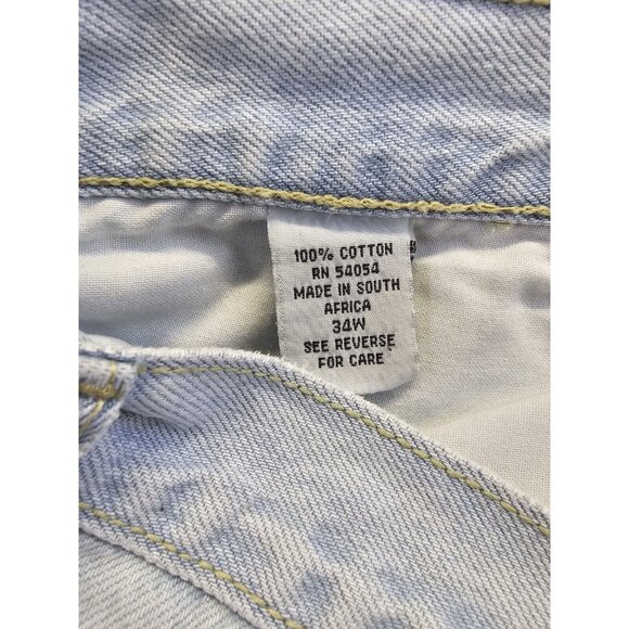 VINTAGE Bugle Boy Shorts Mens 34 Blue Light Wash Denim Dad Jorts - Picture 5 of 9